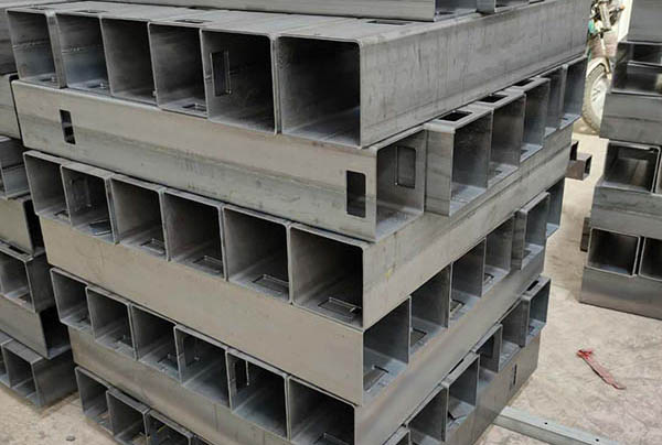 定南大口径方管